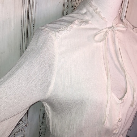 Selfie Leslie Sweet Cream with Lace Details Smocked Waist Mini Dress/Romper S/M - Picture 6 of 10